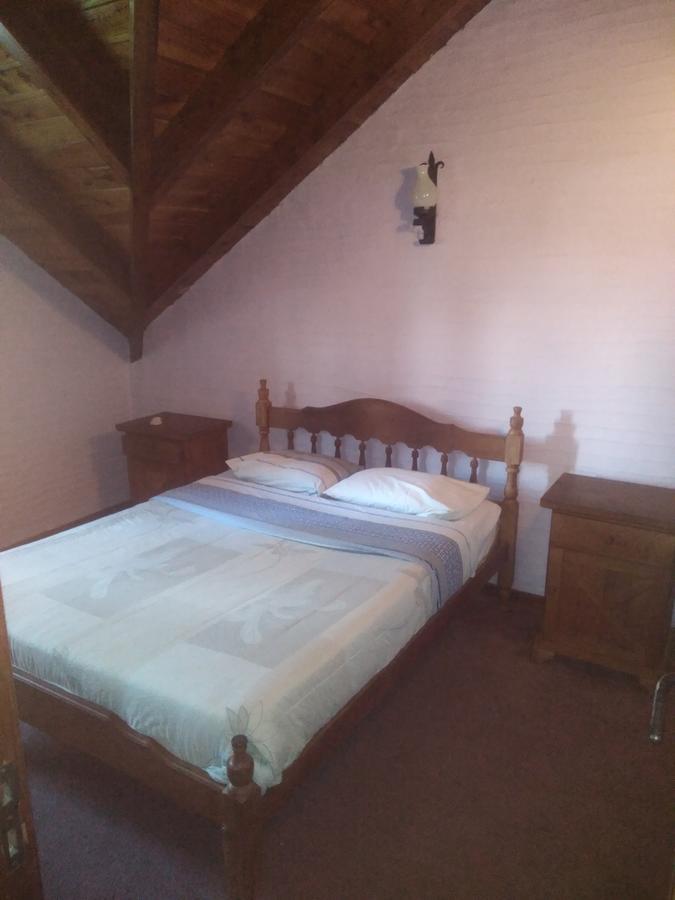 Universal Traveller's Hostel San Carlos de Bariloche Eksteriør billede