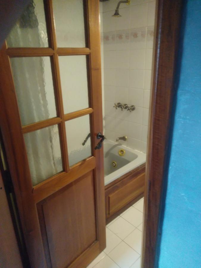 Universal Traveller's Hostel San Carlos de Bariloche Eksteriør billede